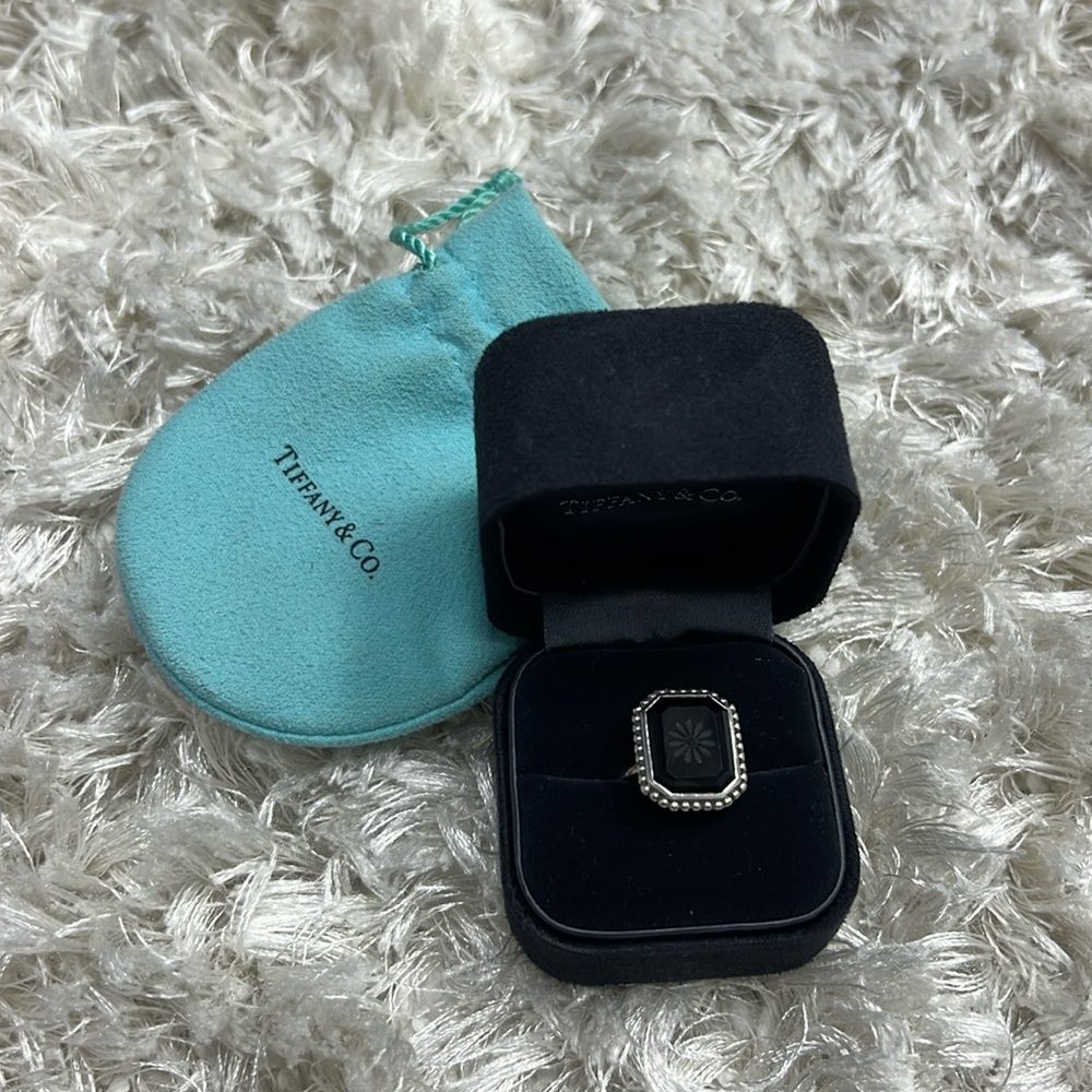 RARE Authentic Tiffany and Co Great Gatsby ring